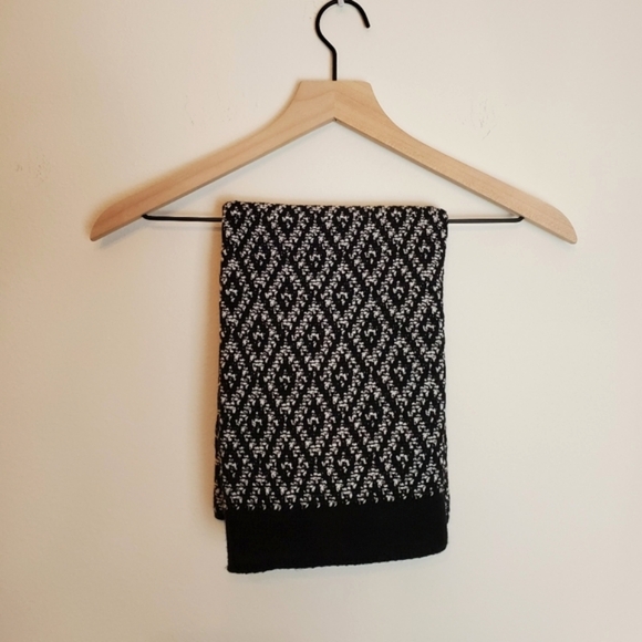 BHS Love Knitwear Wmns Black/White Fitted Diamond Knit Pencil Skirt NWT - Picture 7 of 11